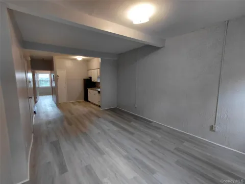 81 Franklin Street #305
