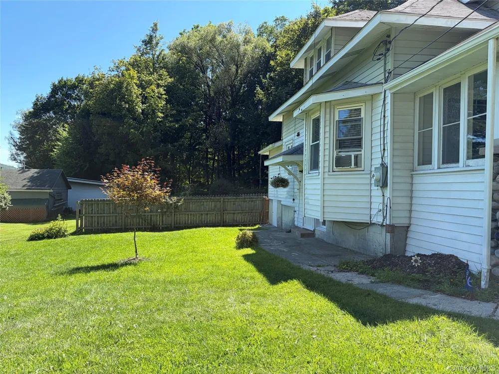 5 Bethlehem Road Callicoon Center, NY 12776