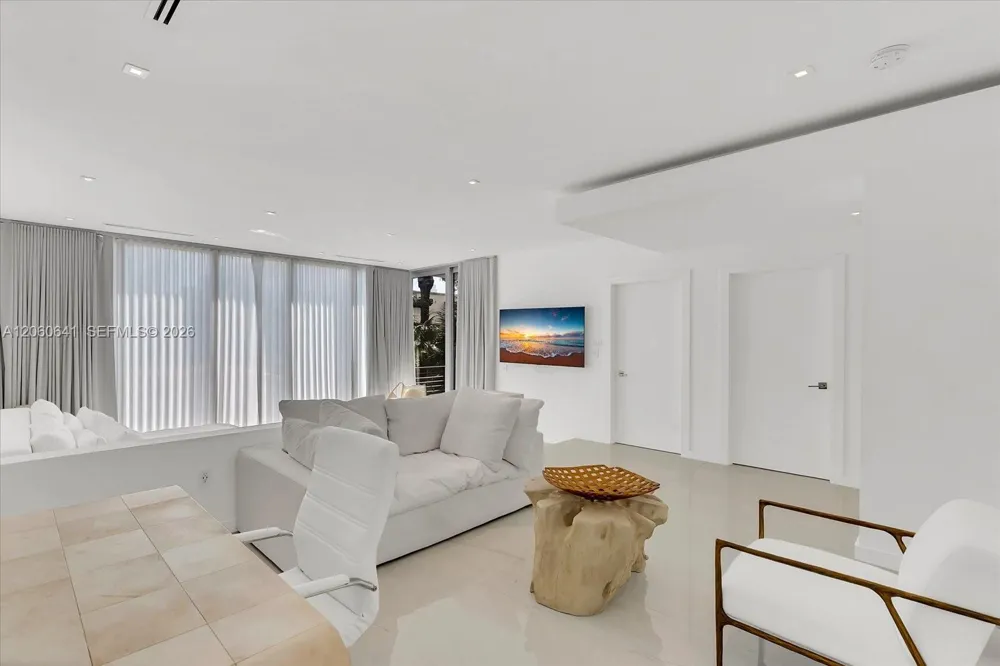 7830 Atlantic Way Miami Beach, FL 33141