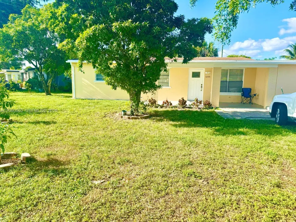 5755 Winfield Blvd #101 Margate, FL 33063