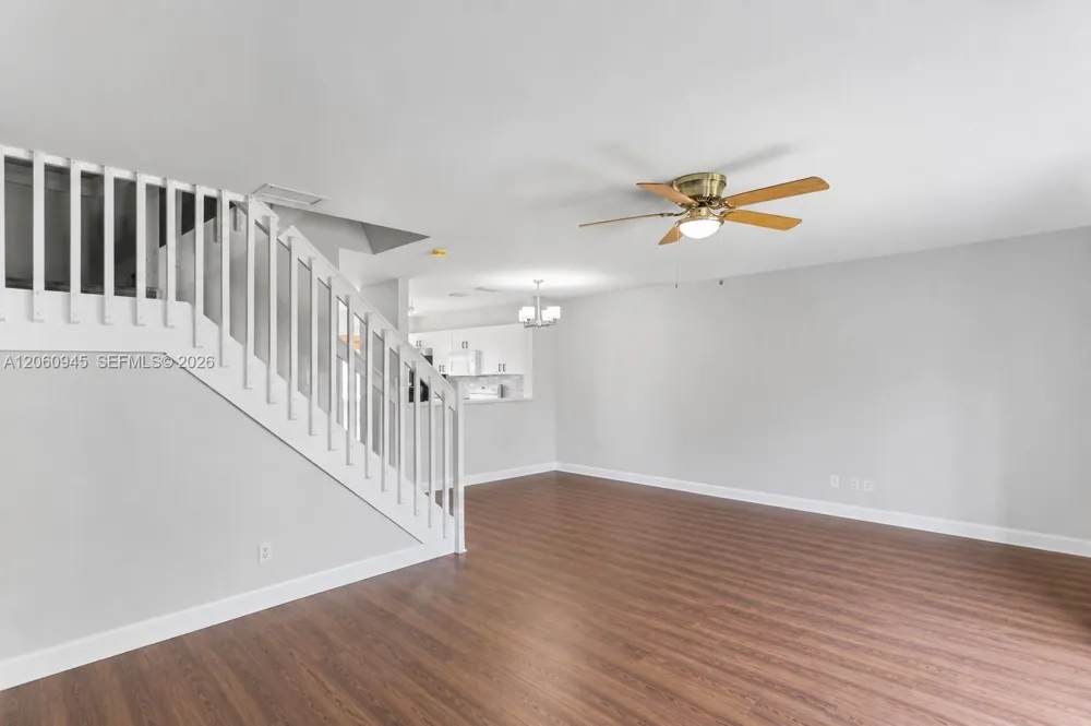 634 NW 208th Dr Pembroke Pines, FL 33029