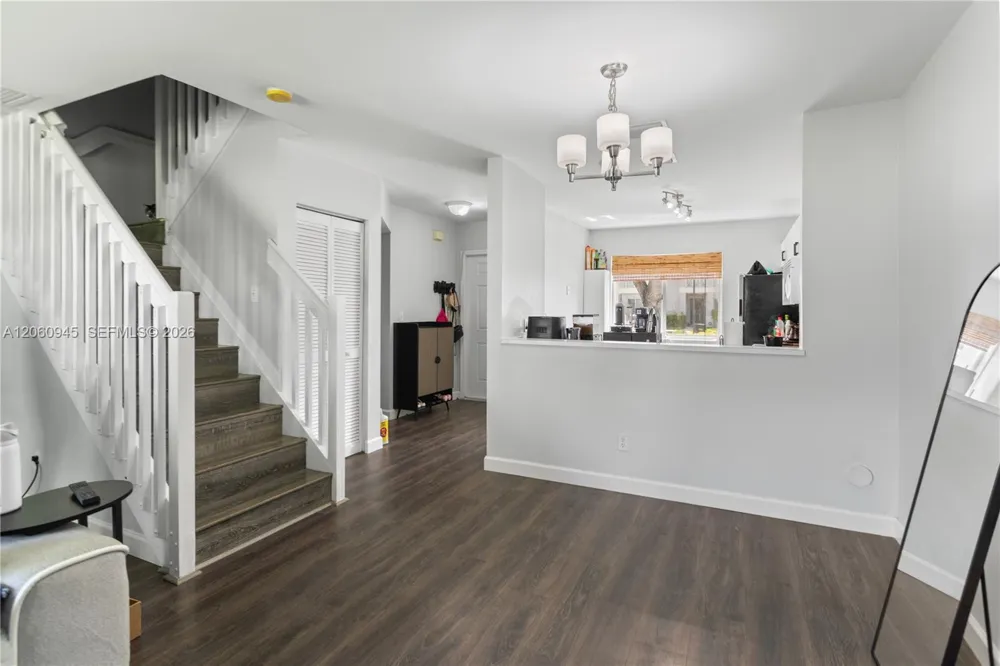634 NW 208th Dr Pembroke Pines, FL 33029