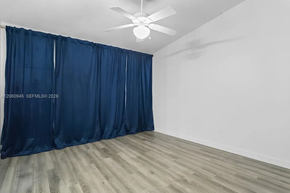 634 NW 208th Dr Pembroke Pines, FL 33029
