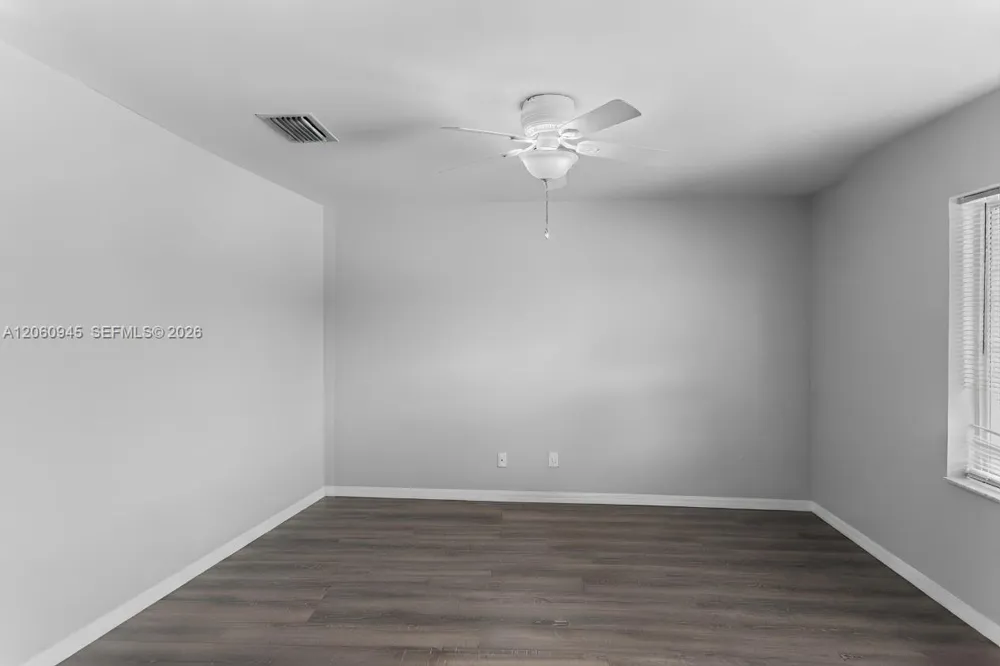 634 NW 208th Dr Pembroke Pines, FL 33029