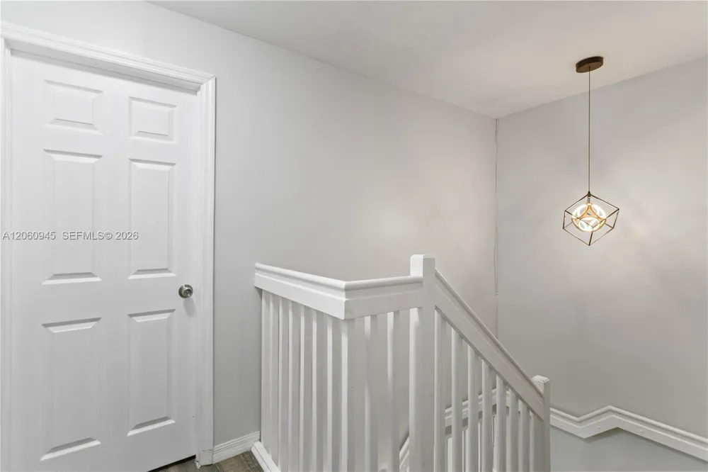 634 NW 208th Dr Pembroke Pines, FL 33029