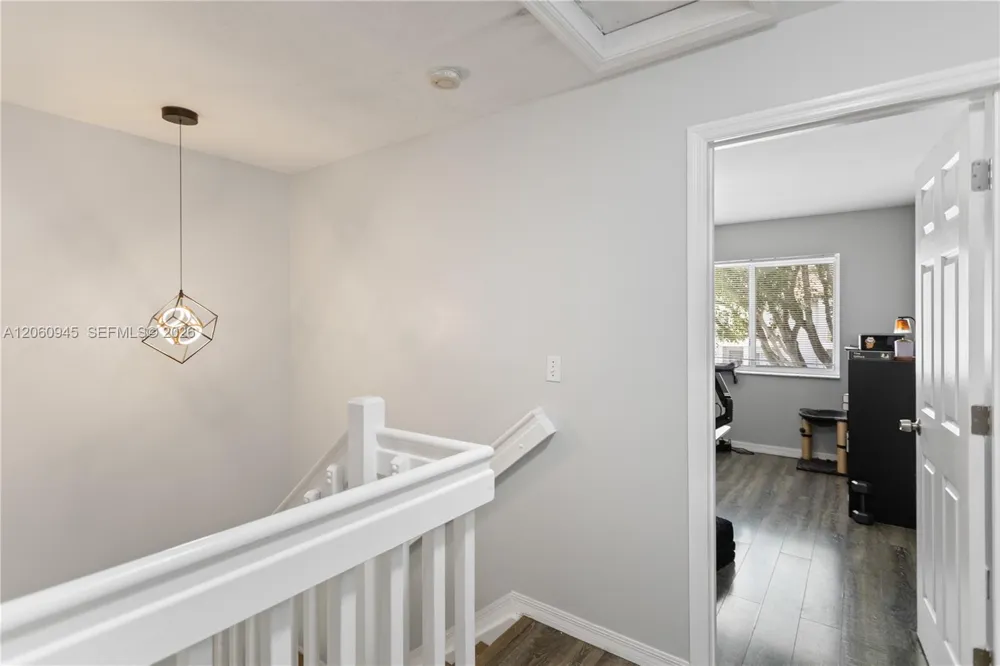 634 NW 208th Dr Pembroke Pines, FL 33029