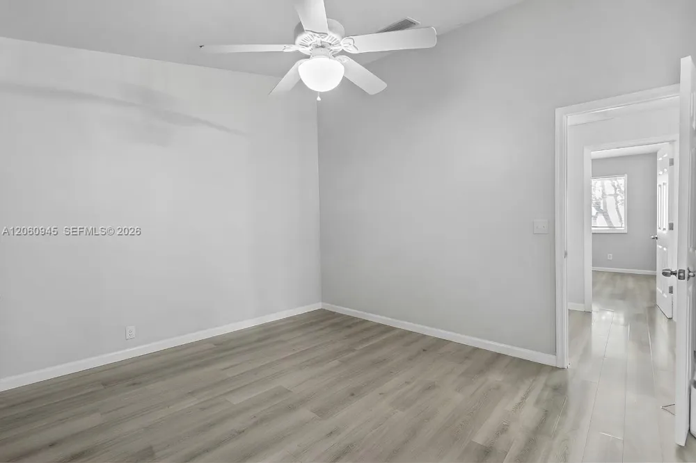 634 NW 208th Dr Pembroke Pines, FL 33029
