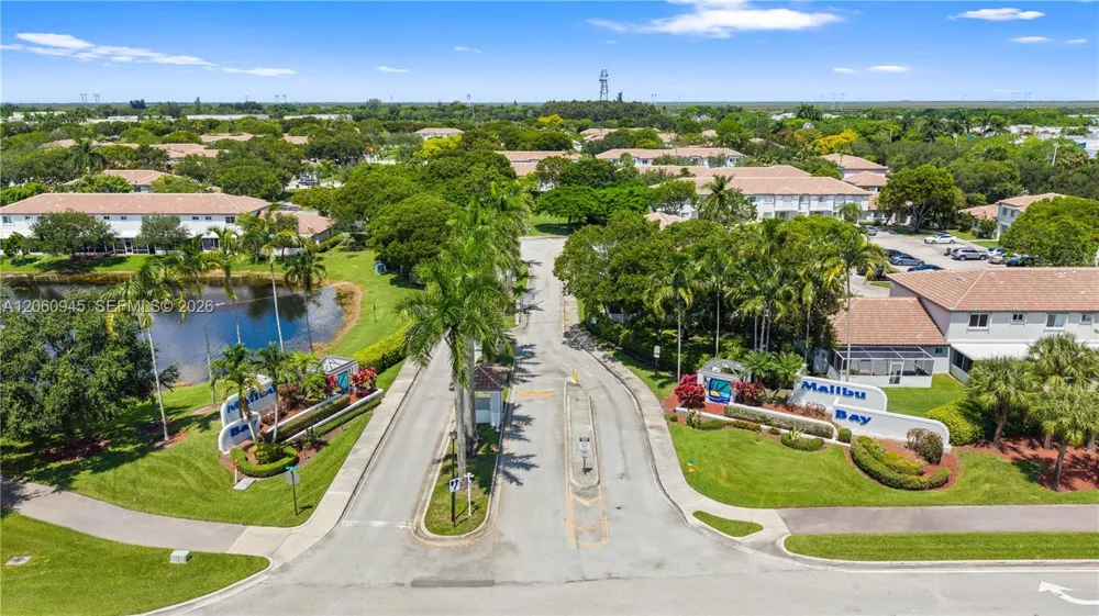 634 NW 208th Dr Pembroke Pines, FL 33029