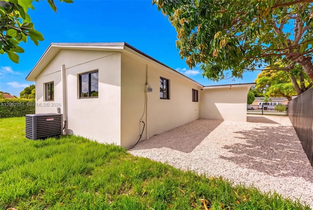 6514 SW 107th Pl Miami, FL 33173
