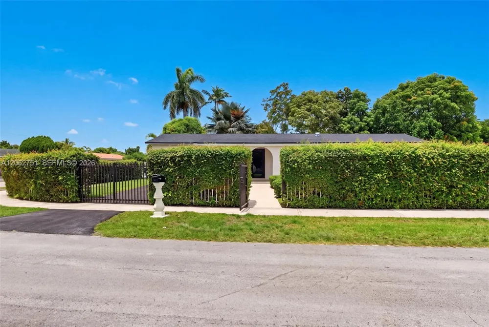 6514 SW 107th Pl Miami, FL 33173