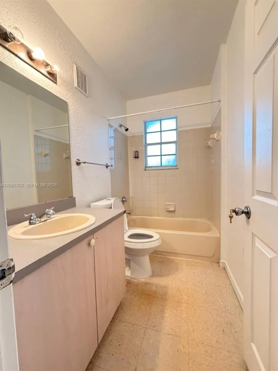 2705 Belmont Ln #2705 North Lauderdale, FL 33068
