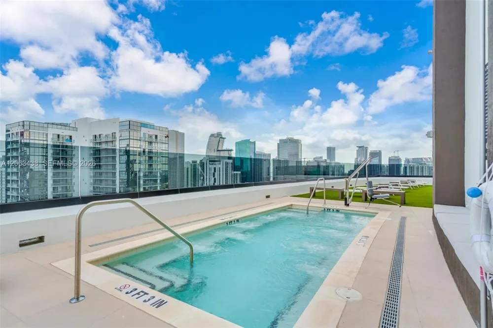 225 Miami Ave #PH-3712 Miami, FL 33128
