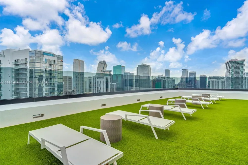 225 Miami Ave #PH-3712 Miami, FL 33128