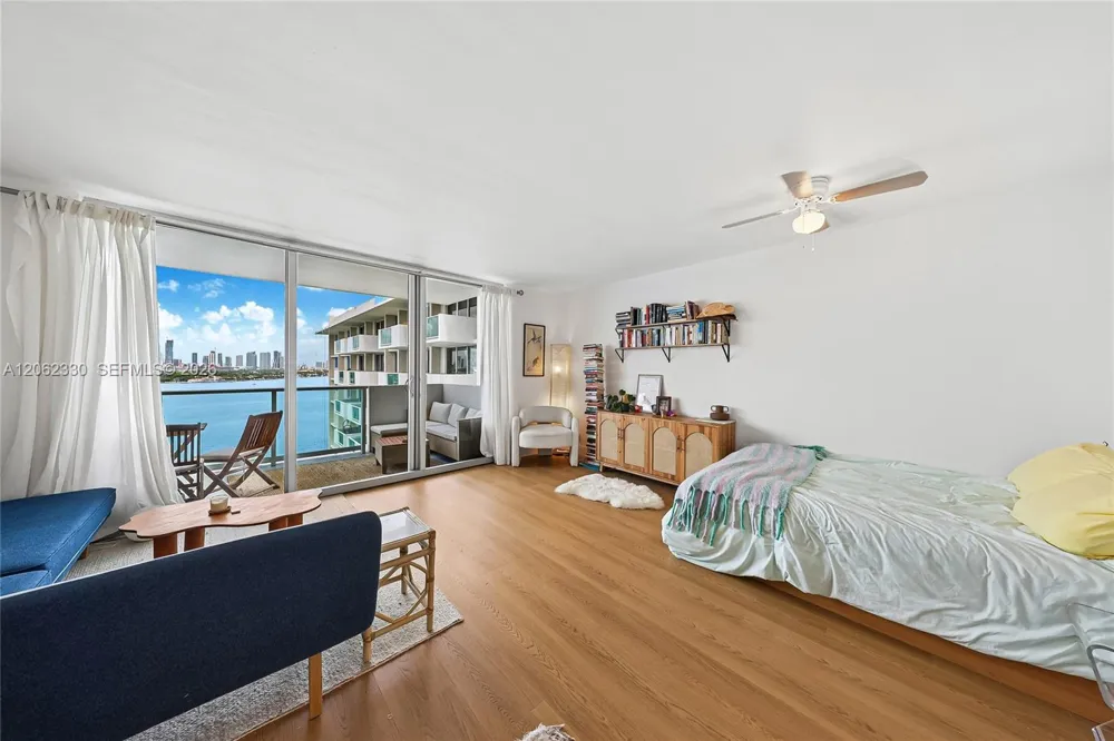1200 West Ave #1502 Miami Beach, FL 33139