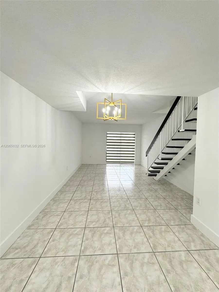 5580 W 26th Ct #209 Hialeah, FL 33016