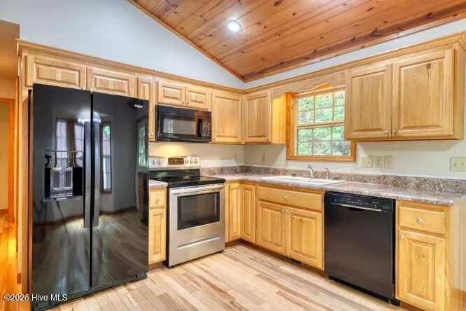 73 Sargent Drive Murphy, NC 28906