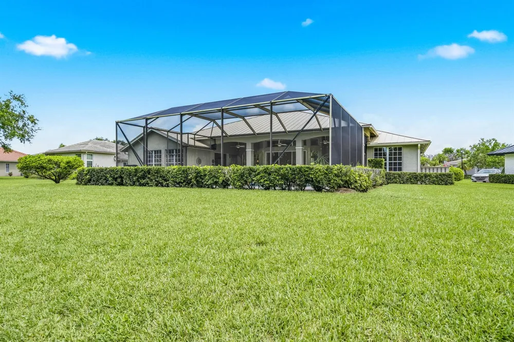 9403 Pinebark Court Fort Pierce, FL 34951