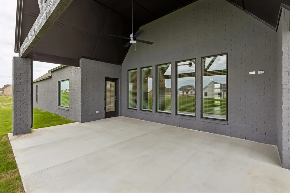 103 E 165th Place S Glenpool, OK 74033