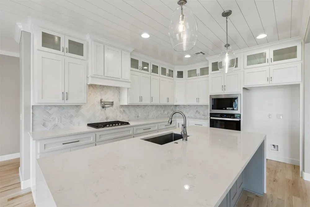 103 E 165th Place S Glenpool, OK 74033