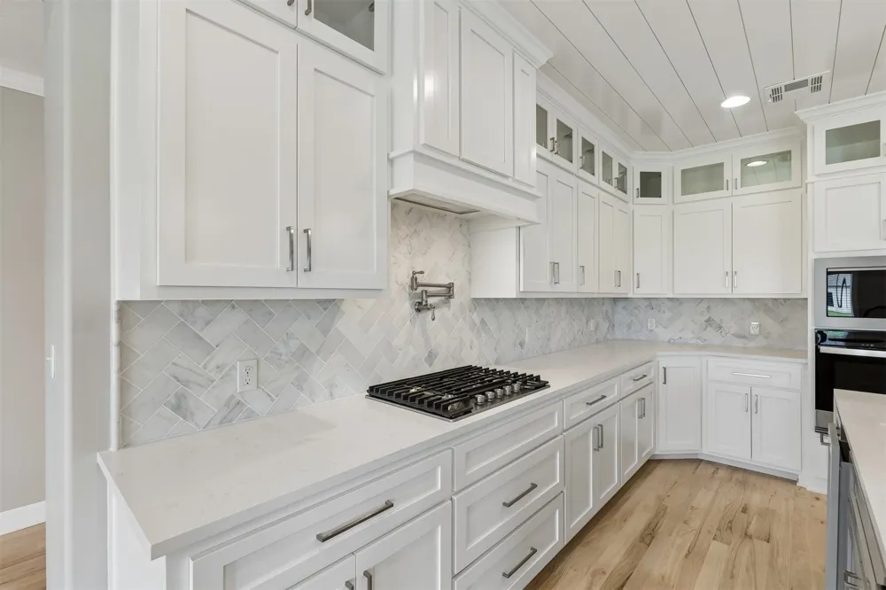 103 E 165th Place S Glenpool, OK 74033