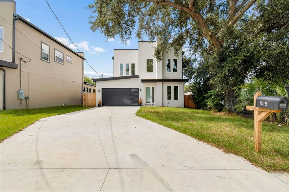 1515 E 27TH AVENUE Tampa, FL 33605
