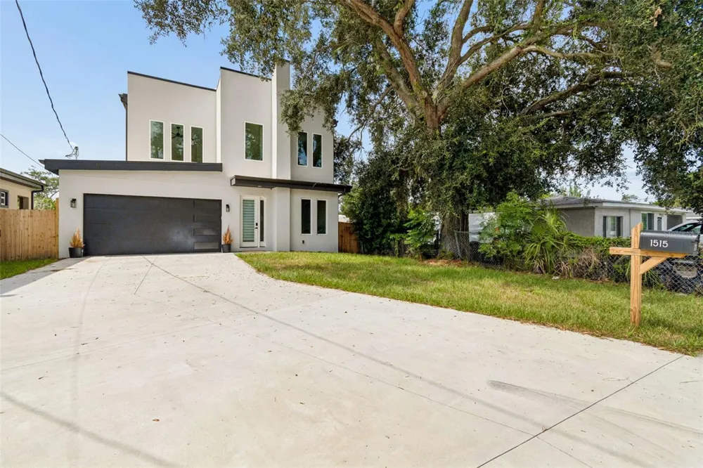 1515 E 27TH AVENUE Tampa, FL 33605