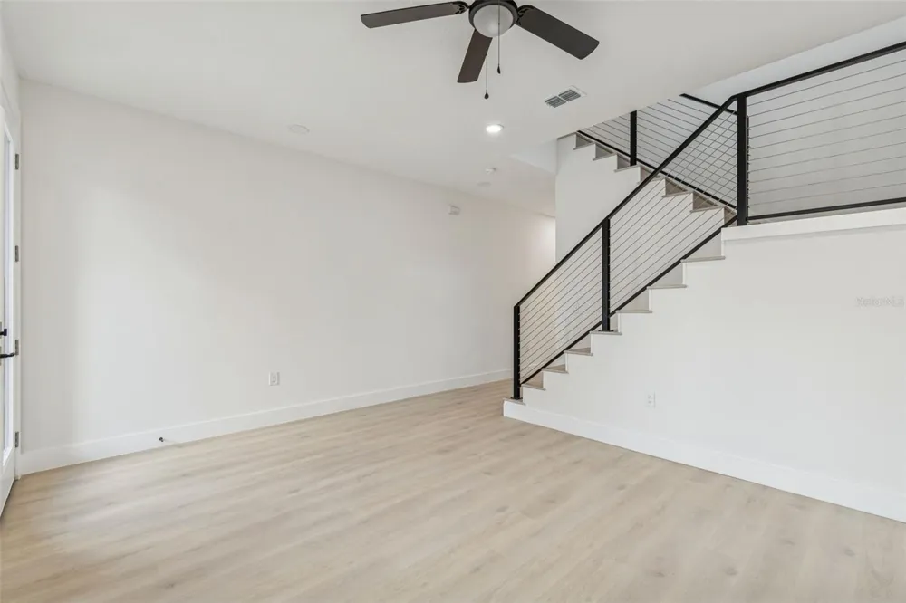 1515 E 27TH AVENUE Tampa, FL 33605