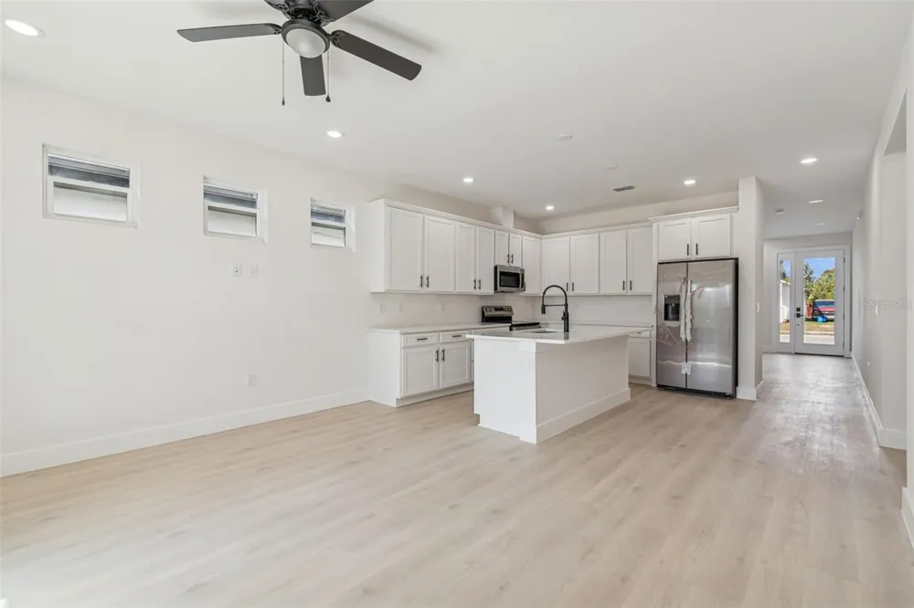 1515 E 27TH AVENUE Tampa, FL 33605