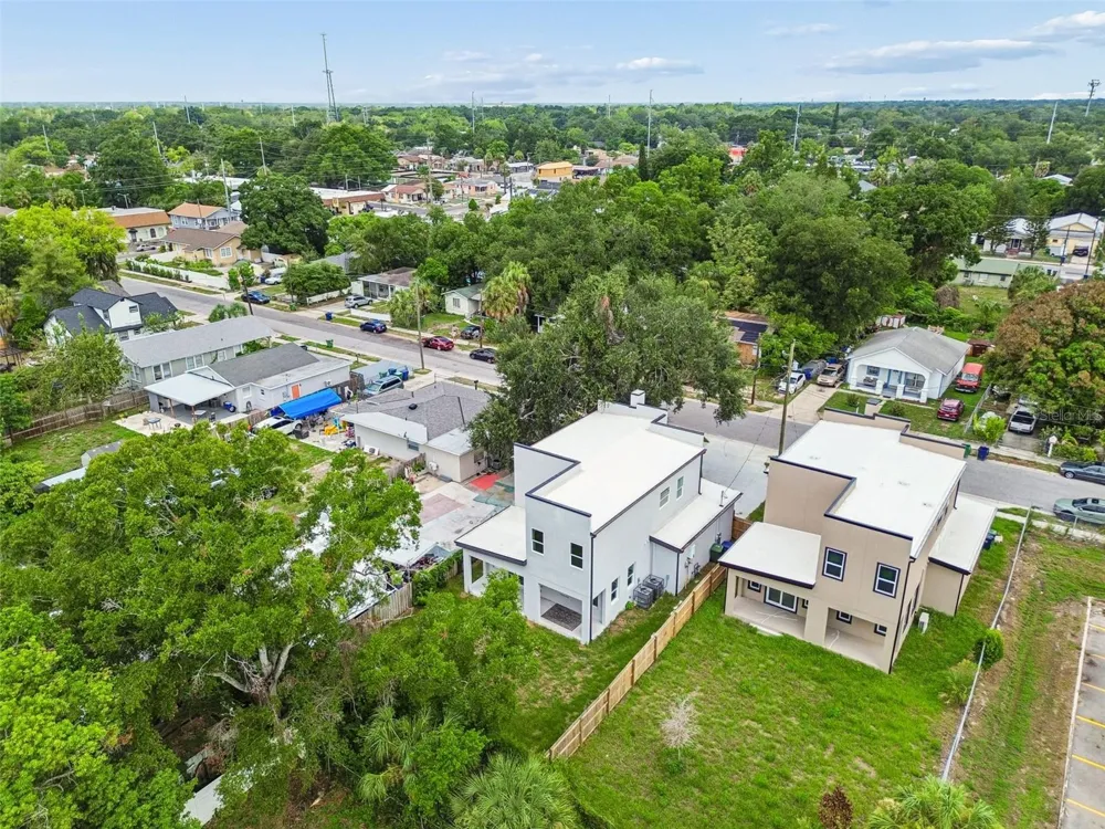 1515 E 27TH AVENUE Tampa, FL 33605
