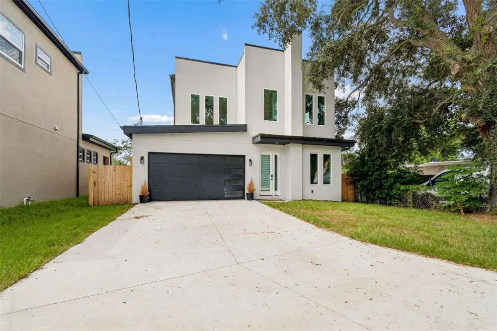 1515 E 27TH AVENUE Tampa, FL 33605