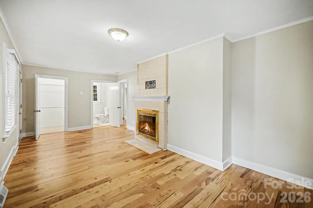 704 1st Avenue Place NE Conover, NC 28613