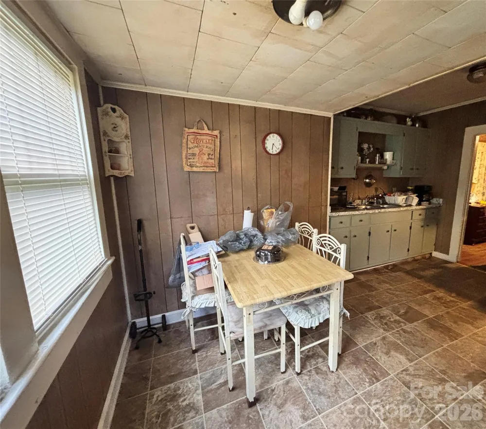 1102 Regal Place NW Lenoir, NC 28645