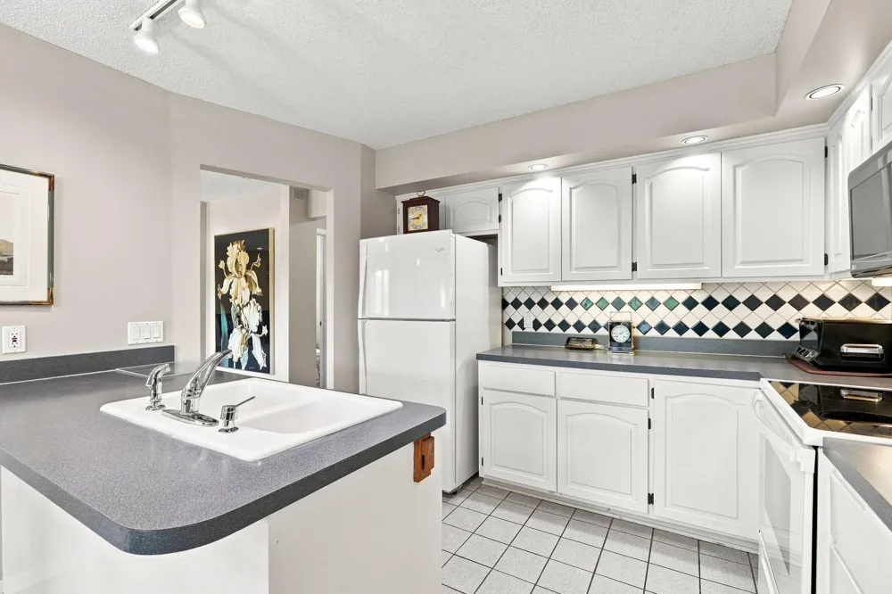 5423 Butternut Circle Minnetonka, MN 55343