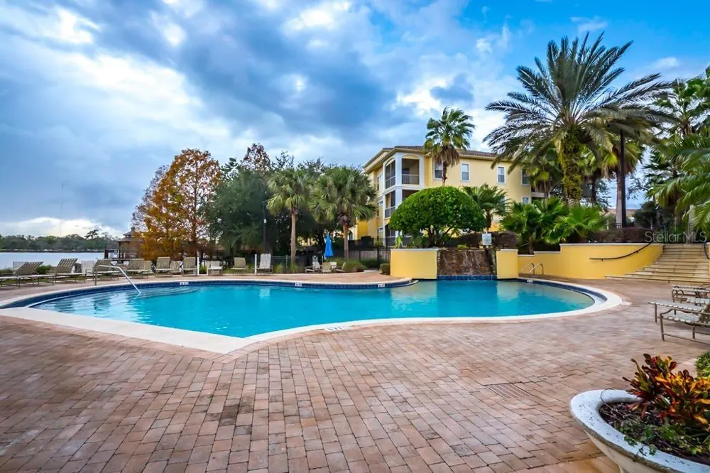 1100 LAKE SHADOW CIRCLE #2103 Maitland, FL 32751