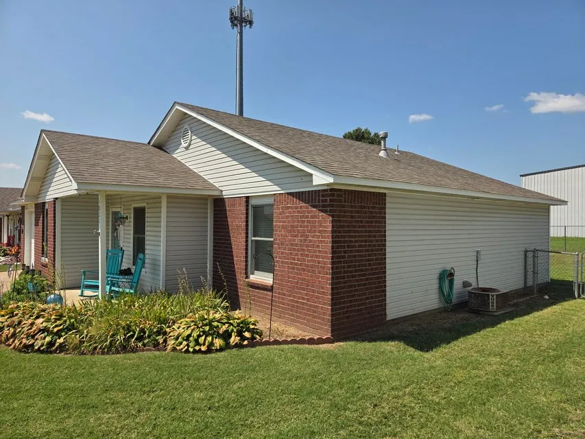1821 Lexington Road Claremore, OK 74017