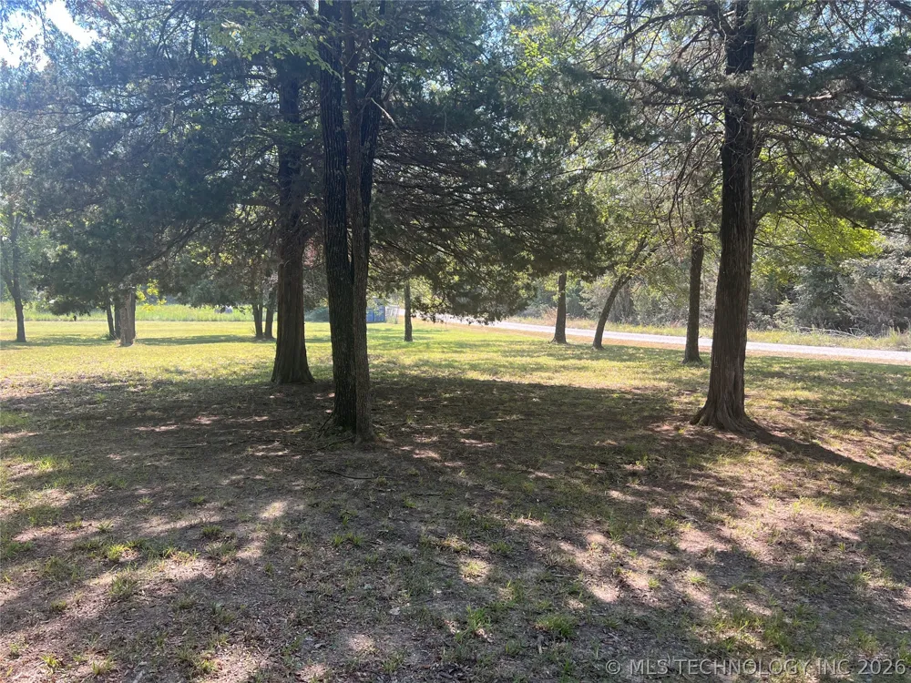 4189 Meadowood Road Eufaula, OK 74432
