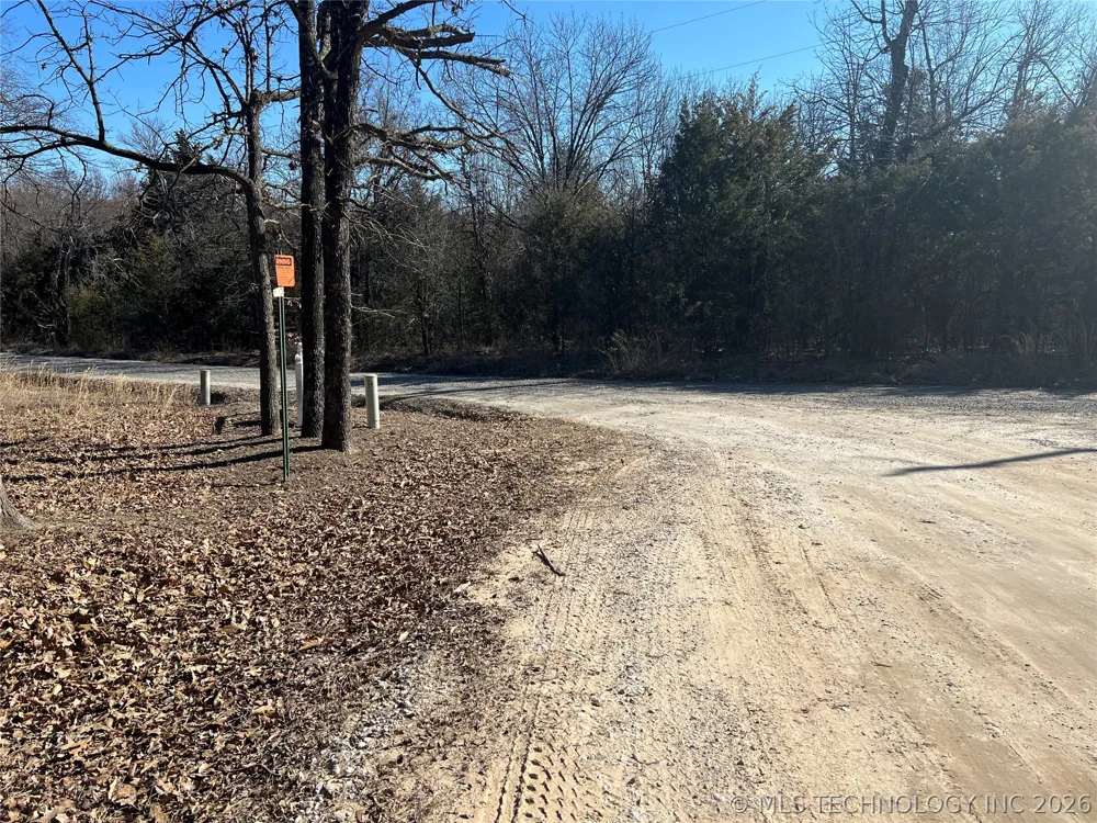 4189 Meadowood Road Eufaula, OK 74432