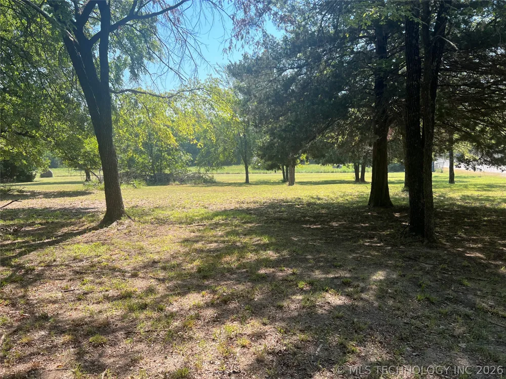 4189 Meadowood Road Eufaula, OK 74432
