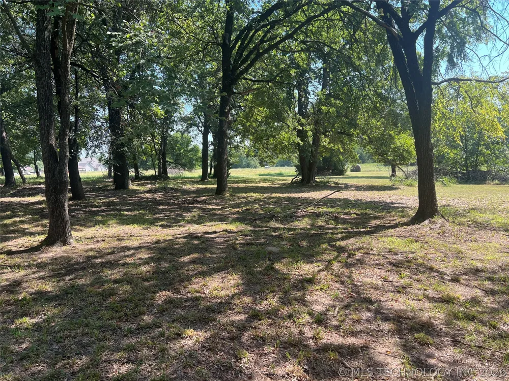 4189 Meadowood Road Eufaula, OK 74432