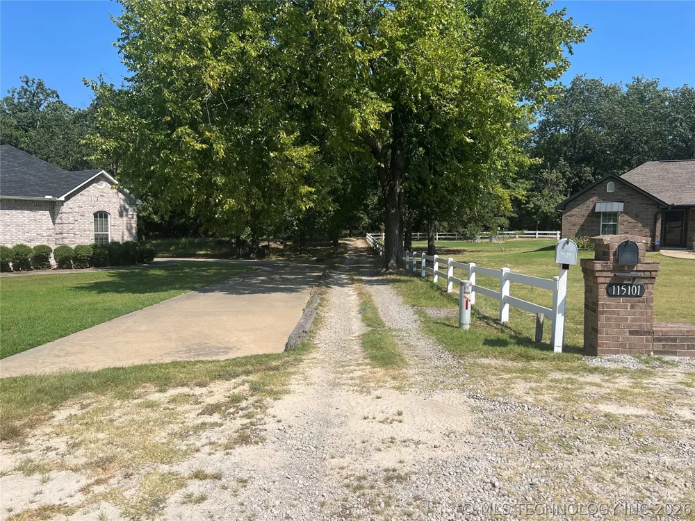 4189 Meadowood Road Eufaula, OK 74432
