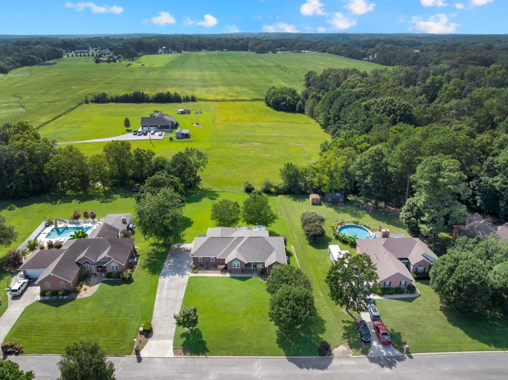 262 Crimson Dr Winchester, TN 37398