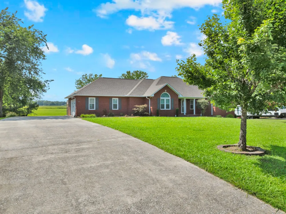 262 Crimson Dr Winchester, TN 37398