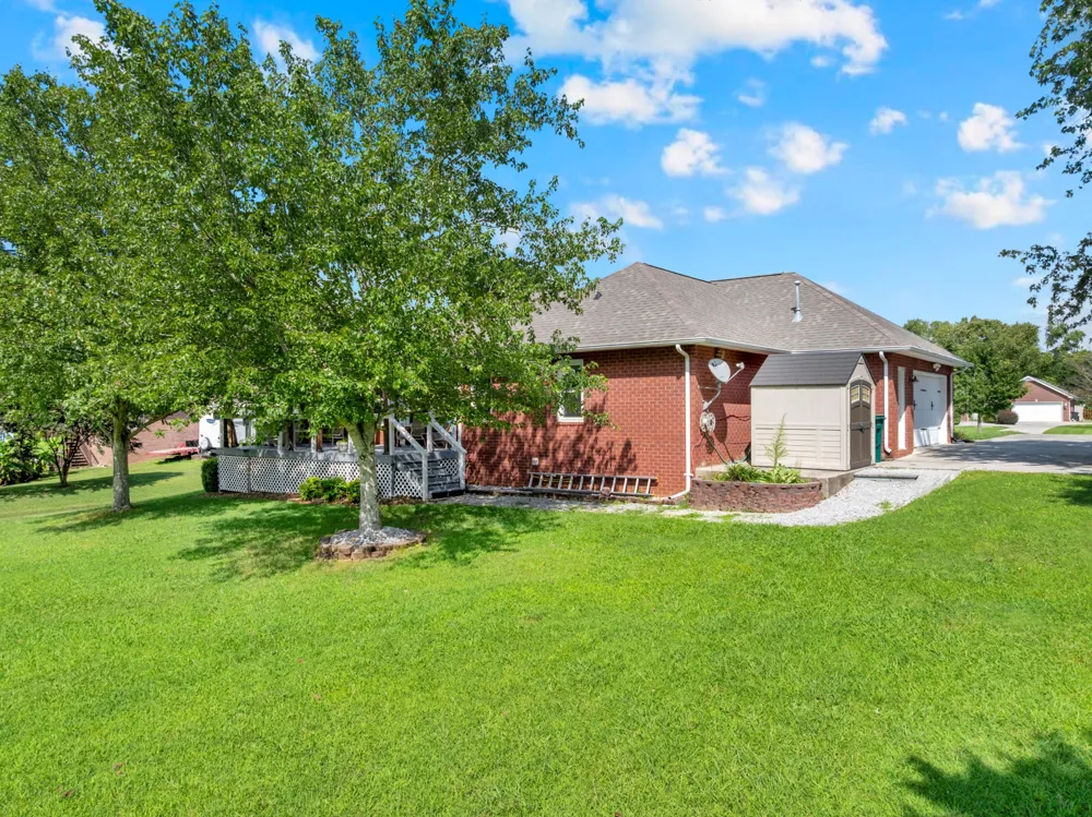 262 Crimson Dr Winchester, TN 37398