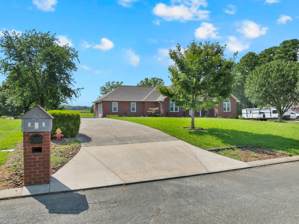 262 Crimson Dr Winchester, TN 37398