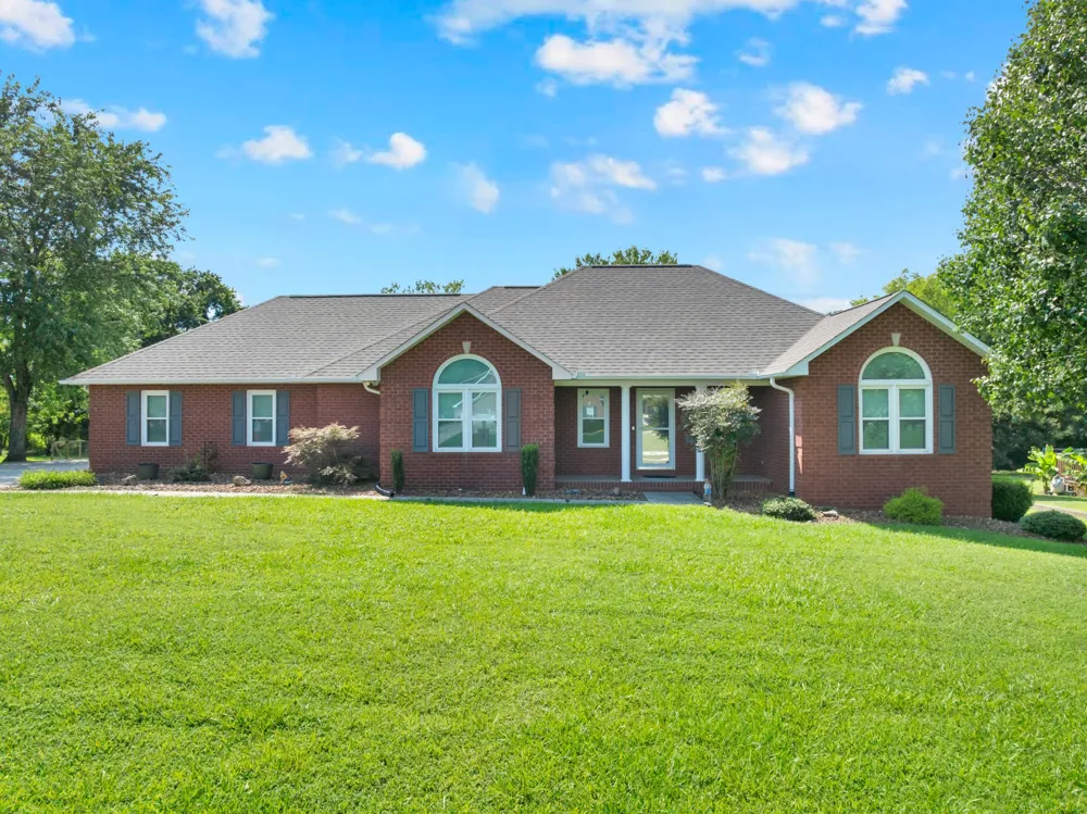 262 Crimson Dr Winchester, TN 37398