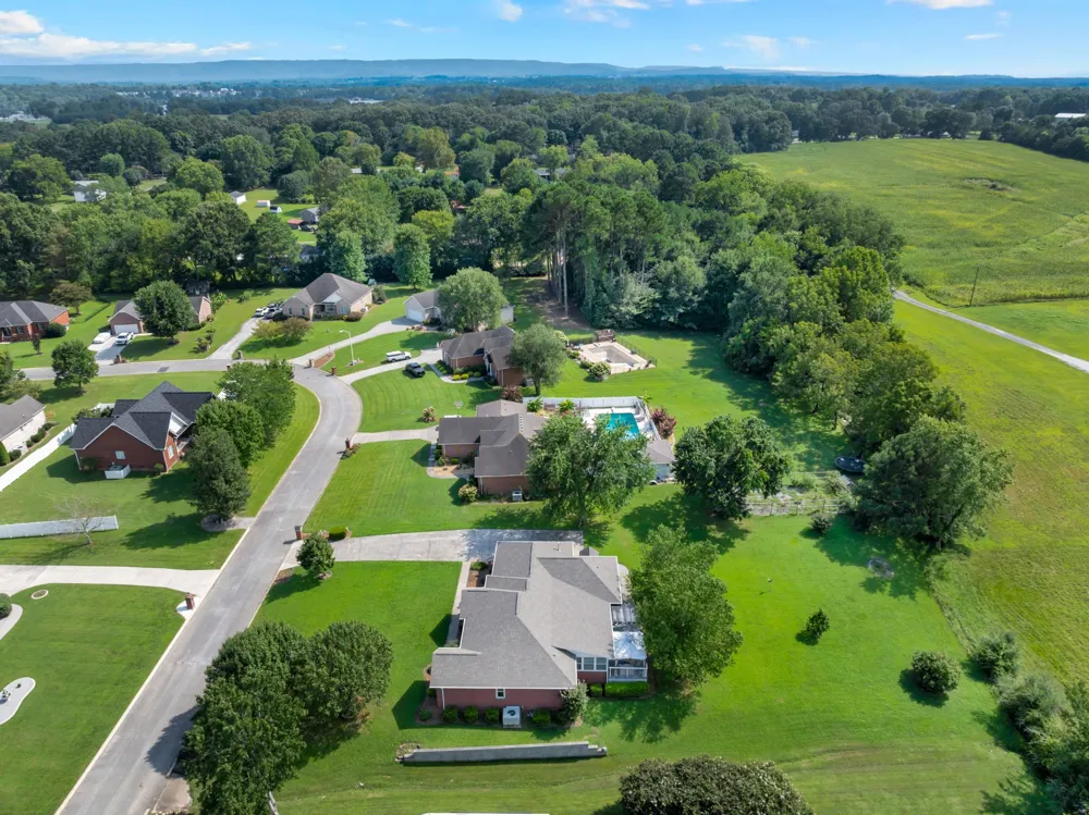262 Crimson Dr Winchester, TN 37398