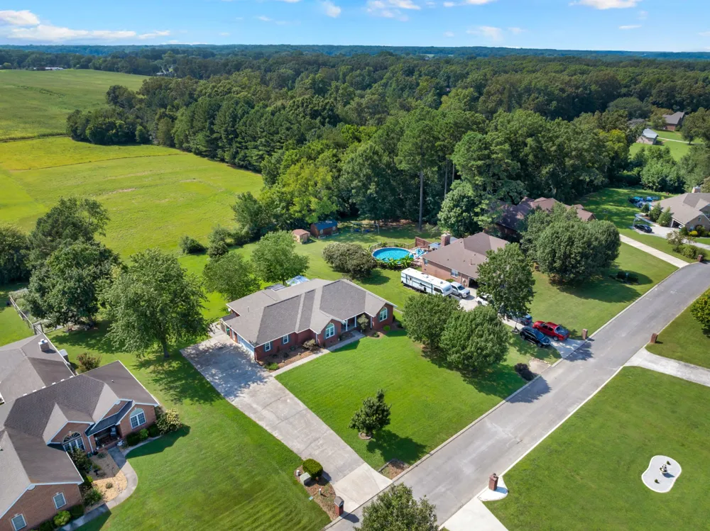 262 Crimson Dr Winchester, TN 37398