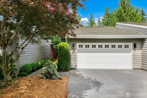 15000 Village Green Drive #27