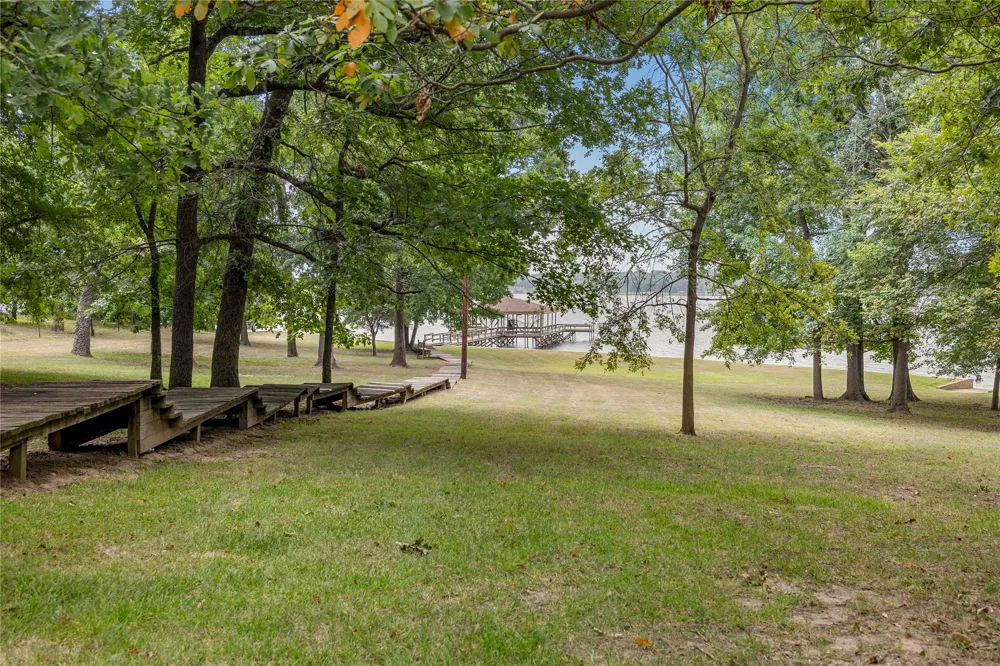 680 Private Rd 5860 Yantis, TX 75497