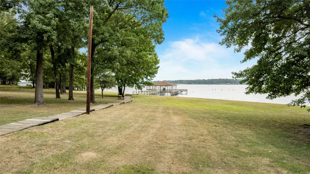 680 Private Rd 5860 Yantis, TX 75497